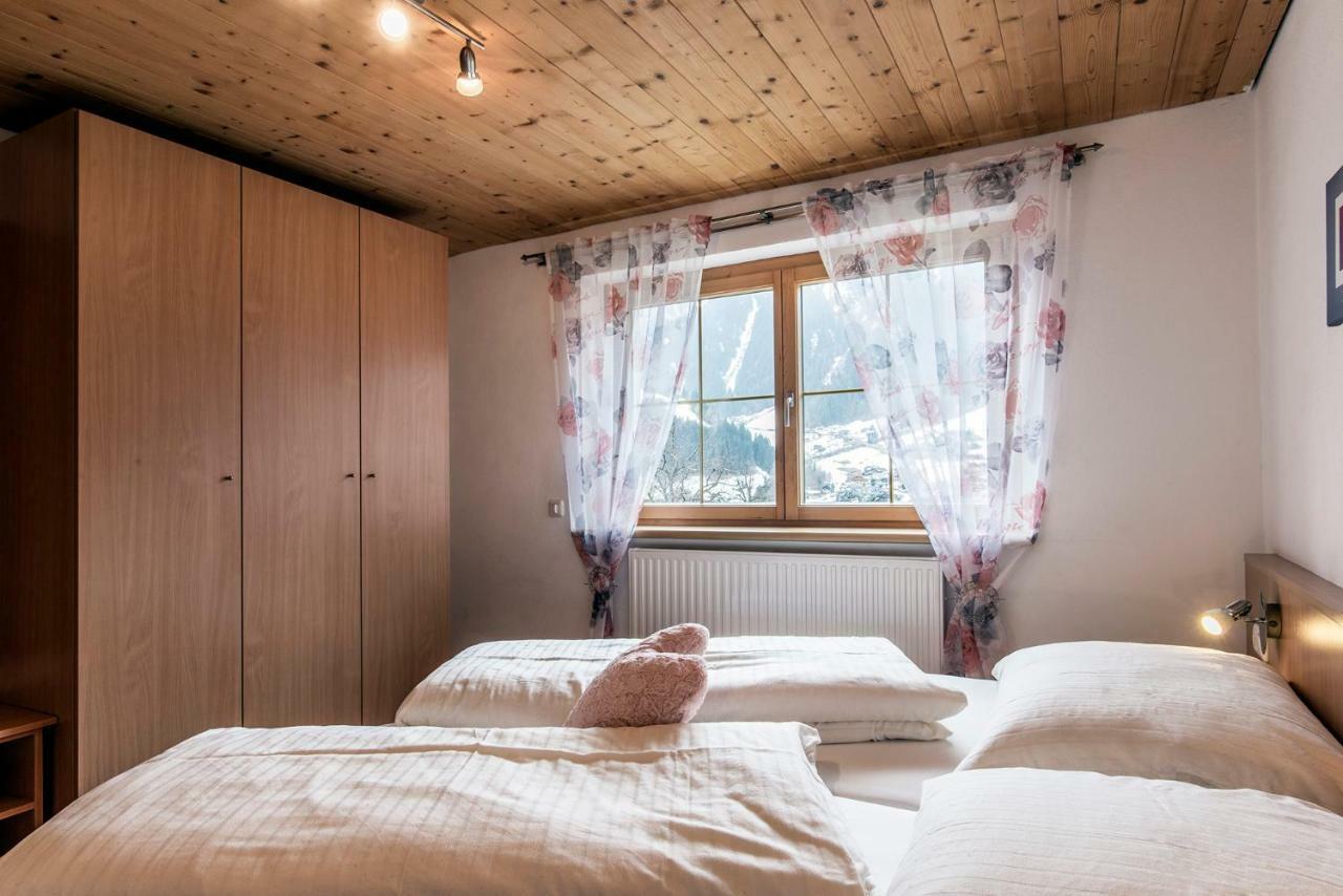 Appartement Haus Ambiatscha à Sankt Gallenkirch Extérieur photo